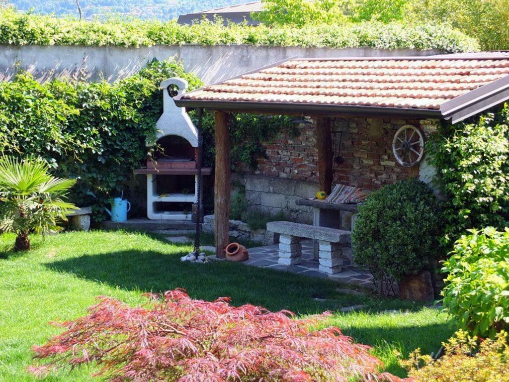 ペッラ Casa Luciaヴィラ エクステリア 写真