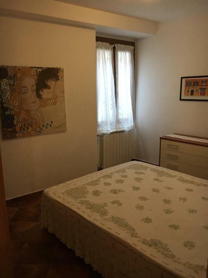 ペッラ Casa Luciaヴィラ エクステリア 写真