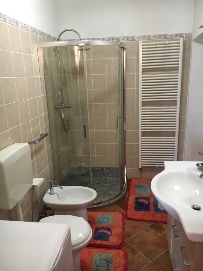 ペッラ Casa Luciaヴィラ エクステリア 写真